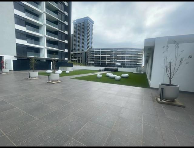 2 BEDROOM APARTMENT FOR SALE IN UMHLANGA RIDGESIDE